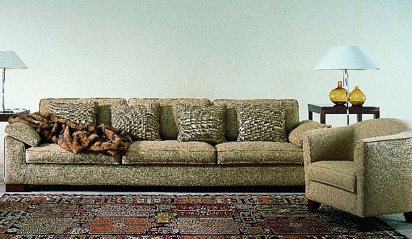 Werther Variation langes Sofa mit passendem Sessel in braun