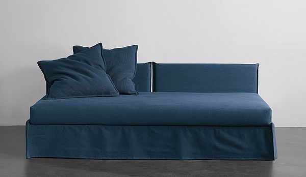 Meridiani Schalfsofa mit zwei Rückenlehnen Fox Easy Bed in dunkelblau
