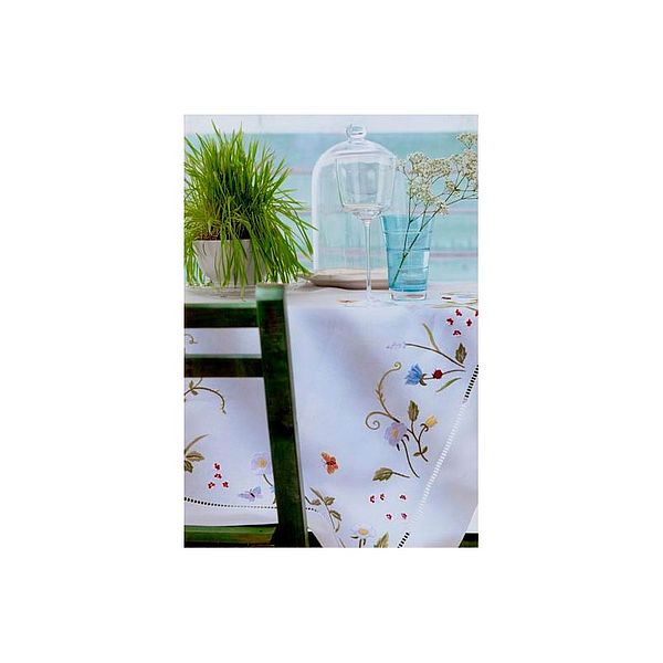 Tischdecke Blumenwiese von Eri Textiles