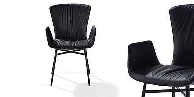 Draenert Stuhl 2058 Dexter in Farbe schwarz mit schwarzem Metallgestell