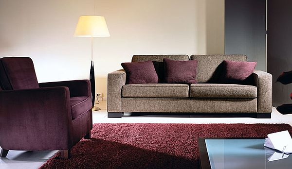 Werther Sofa in braun und Sessel in violett Variation 105