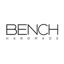 Logo von Bench Furniture in grau