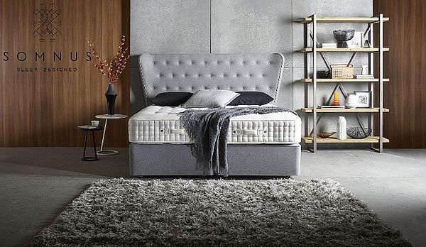 Somnus Veritas Boxspringbett Model Virtus mit Kopfteil Vicoria in silbergrau