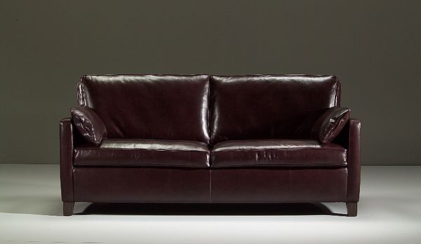 Werther Sienna Sofa in weinrotem Glattleder