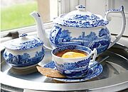 Blue Italian Spode Geschirr aus England