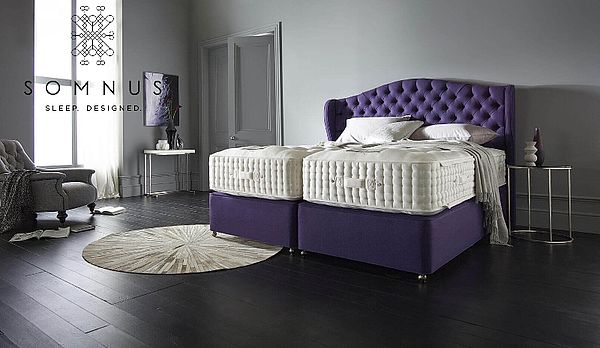 Somnus Veritas Boxspringbett Modell Victor mit Kopfteil Churchill in violett