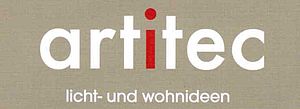 Logo von Artitec in gold mit weißer Schrift