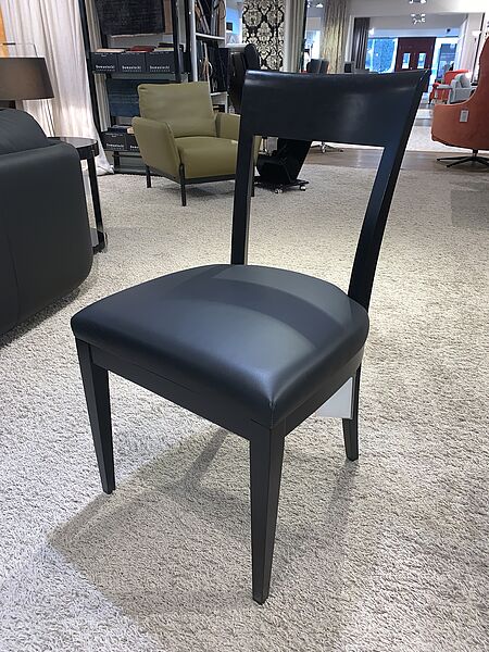 4 Stühle Wiener Werkstätten zum Sonderpreis in schwarz