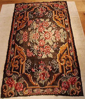 alter Kelim Teppich aus Moldawien